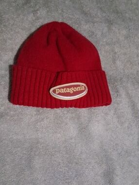 Patagonia Red Ribbed Knit Beanie with Logo Patch